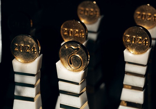 Начался прием заявок на участие в деловой премии «Коммерсантъ года — 2025»