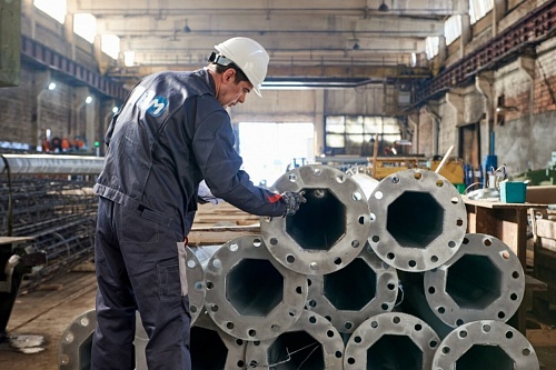 Уральский бизнес научат работать на импортозамещение в условиях санкций 